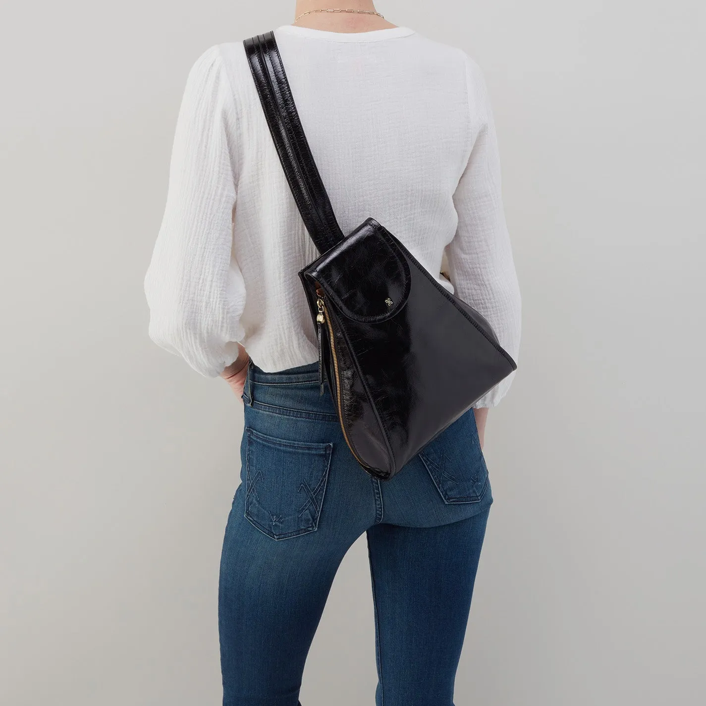 Betta Backpack In Polished Leather - Black